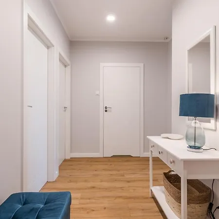 Golden Reagan By Aparo - Nowy Apartament, Winda, Lozeczko Turystyczne, Plaza 500m, Balkon, 2 Sypialnie Oraz Salon, Rowerownia, Biurko * Danzig