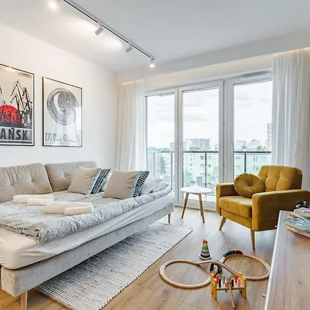 Golden Reagan By Aparo - Nowy Apartament, Winda, Lozeczko Turystyczne, Plaza 500m, Balkon, 2 Sypialnie Oraz Salon, Rowerownia, Biurko Apartment Danzig