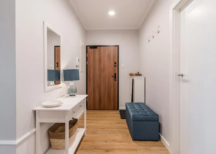 Golden Reagan By Aparo - Nowy Apartament, Winda, Lozeczko Turystyczne, Plaza 500m, Balkon, 2 Sypialnie Oraz Salon, Rowerownia, Biurko 格但斯克