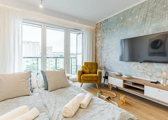 Golden Reagan By Aparo - Nowy Apartament, Winda, łóżeczko Turystyczne, 500m, Balkon, 2 Sypialnie Oraz Salon, Rowerownia, Biurko Apartament Gdańsk