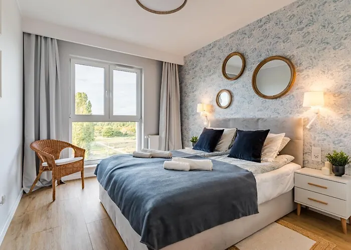 公寓 Golden Reagan By Aparo - Nowy Apartament, Winda, Lozeczko Turystyczne, Plaza 500m, Balkon, 2 Sypialnie Oraz Salon, Rowerownia, Biurko 格但斯克