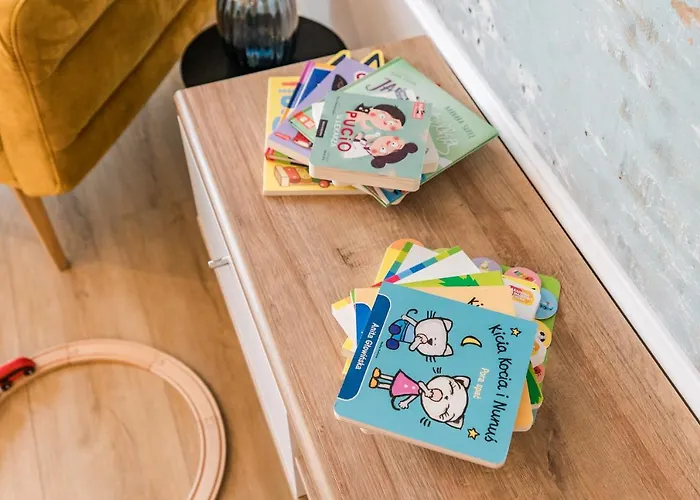 公寓 Golden Reagan By Aparo - Nowy Apartament, Winda, Lozeczko Turystyczne, Plaza 500m, Balkon, 2 Sypialnie Oraz Salon, Rowerownia, Biurko *