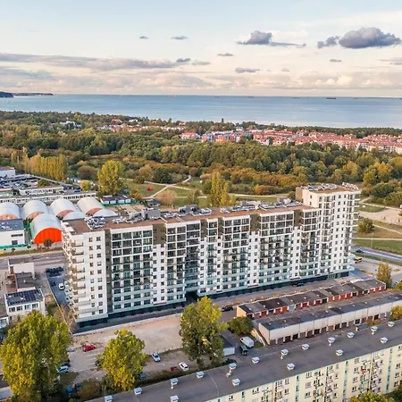Golden Reagan By Aparo - Nowy Apartament, Winda, Lozeczko Turystyczne, Plaza 500m, Balkon, 2 Sypialnie Oraz Salon, Rowerownia, Biurko Appartamento