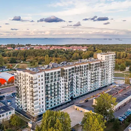 Apartment Golden Reagan By Aparo - Nowy Apartament, Winda, Lozeczko Turystyczne, Plaza 500m, Balkon, 2 Sypialnie Oraz Salon, Rowerownia, Biurko