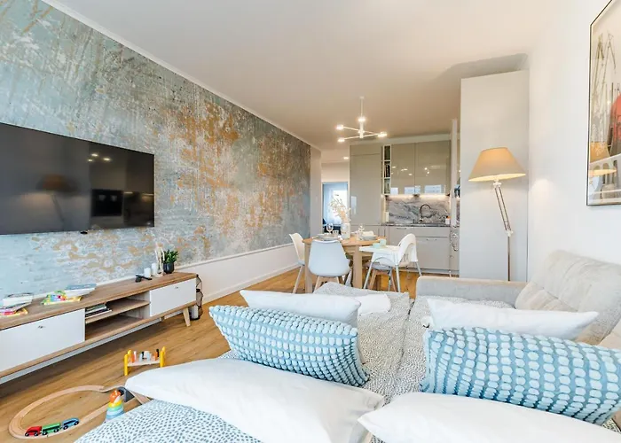 Golden Reagan By Aparo - Nowy Apartament, Winda, Lozeczko Turystyczne, Plaza 500m, Balkon, 2 Sypialnie Oraz Salon, Rowerownia, Biurko Appartamento