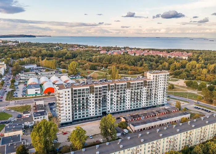 Golden Reagan By Aparo - Nowy Apartament, Winda, Lozeczko Turystyczne, Plaza 500m, Balkon, 2 Sypialnie Oraz Salon, Rowerownia, Biurko Appartamento